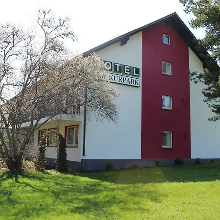 ホテル Gaestehaus Am Kurpark