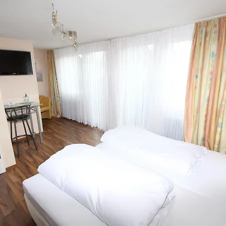 ホテル Gaestehaus Am Kurpark フィリンゲン・シュヴェニンゲン