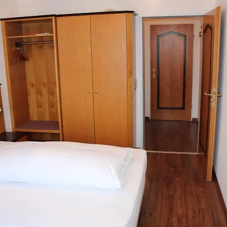 Gaestehaus Am Kurpark Hotel 3*