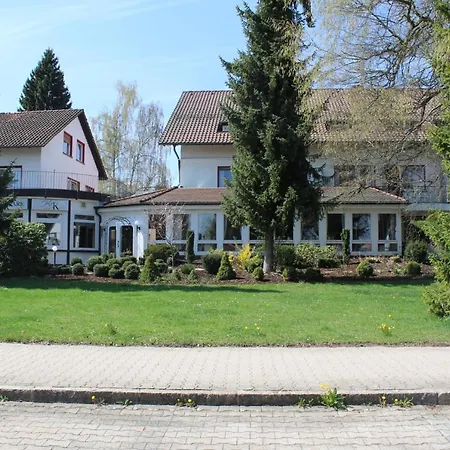 Gaestehaus Am Kurpark ホテル フィリンゲン・シュヴェニンゲン